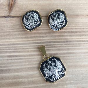 Joan Rivers Crest Style Set